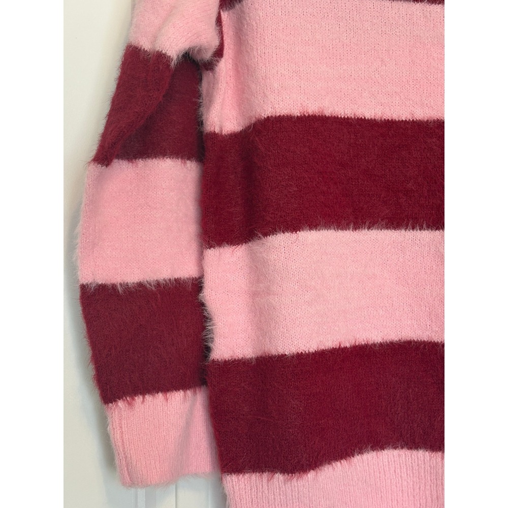 Universal Thread Pink Burgundy Striped Fuzzy Eyelash Knit Crewneck Sweater Small - Picture 4 of 9